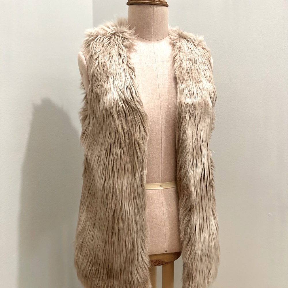 Dylan Los Angeles Faux Fur Open Front Vest